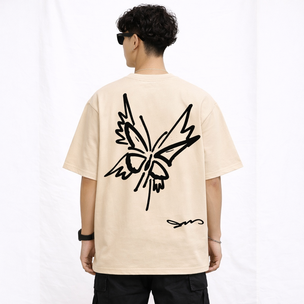 Minimal Butterfly Graphic T-Shirt – Aesthetic Streetwear Black Tee