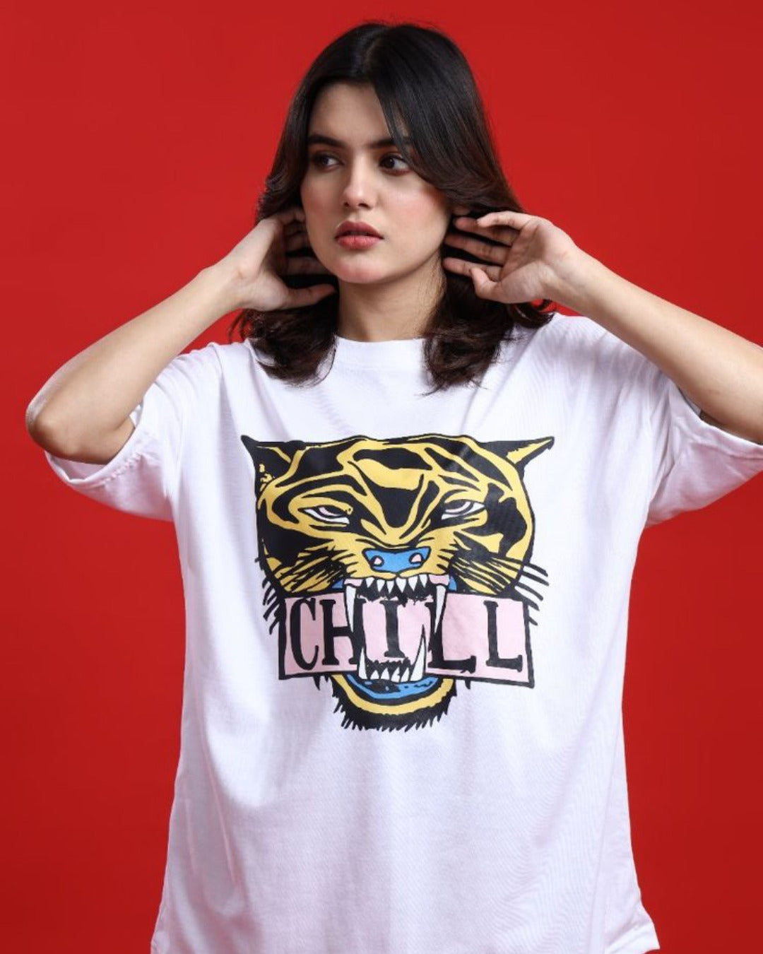 Chill tiger graphic t shirt with oversized fit for streetwear fashion
