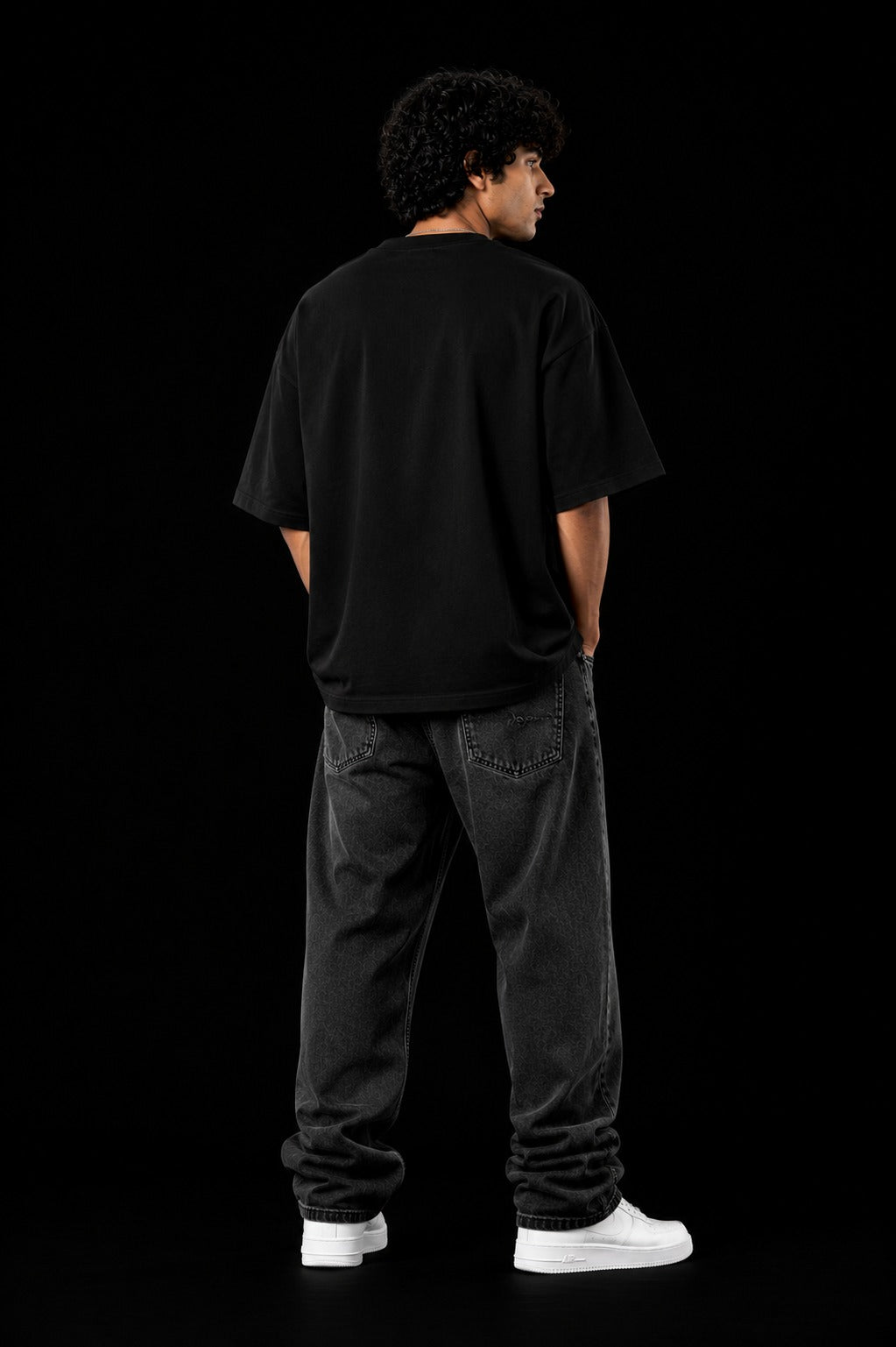 APOCALYPSE VIBES™ Oversized Graphic Streetwear Tee – Black Edition