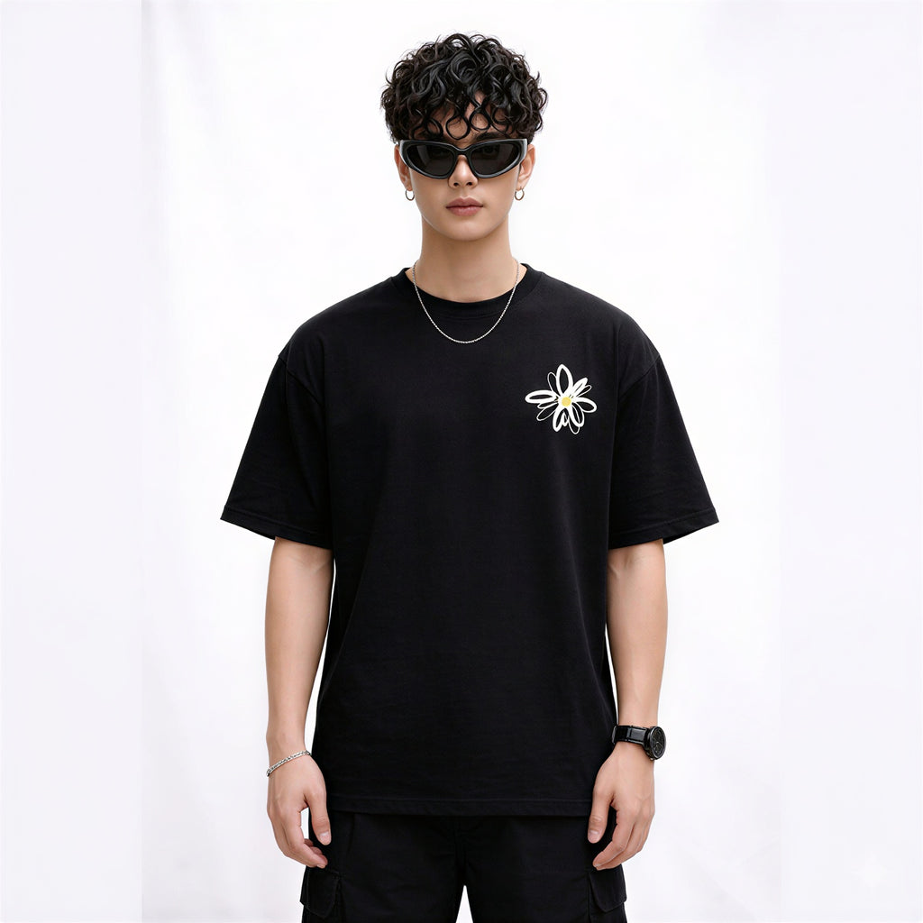 Minimal Butterfly Graphic T-Shirt – Aesthetic Streetwear Black Tee